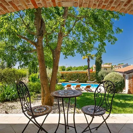 Villa Rustic Cehici With Pool In Sveti Lovrec *