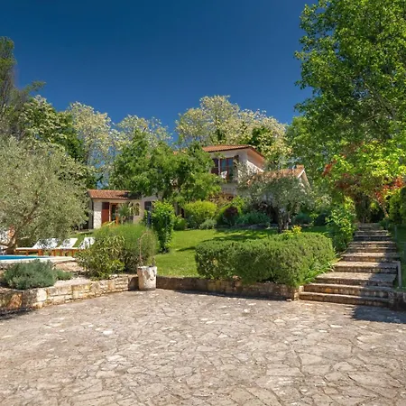 Rustic Cehici With Pool In Sveti Lovrec Villa Jehnici