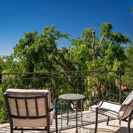 Rustic Cehici With Pool In Sveti Lovrec *