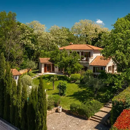 Βίλα Rustic Cehici With Pool In Sveti Lovrec